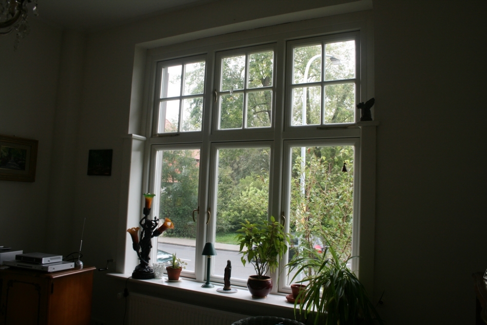 Hamburger Fenster minimalistisches Interieur